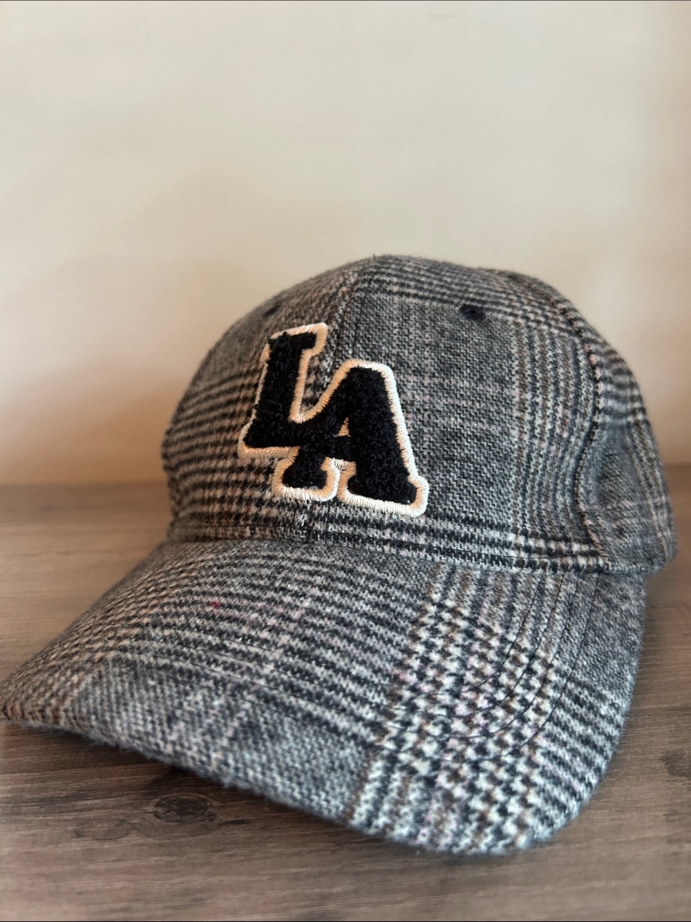 LA Patch Plaid Baseball Cap - Gray